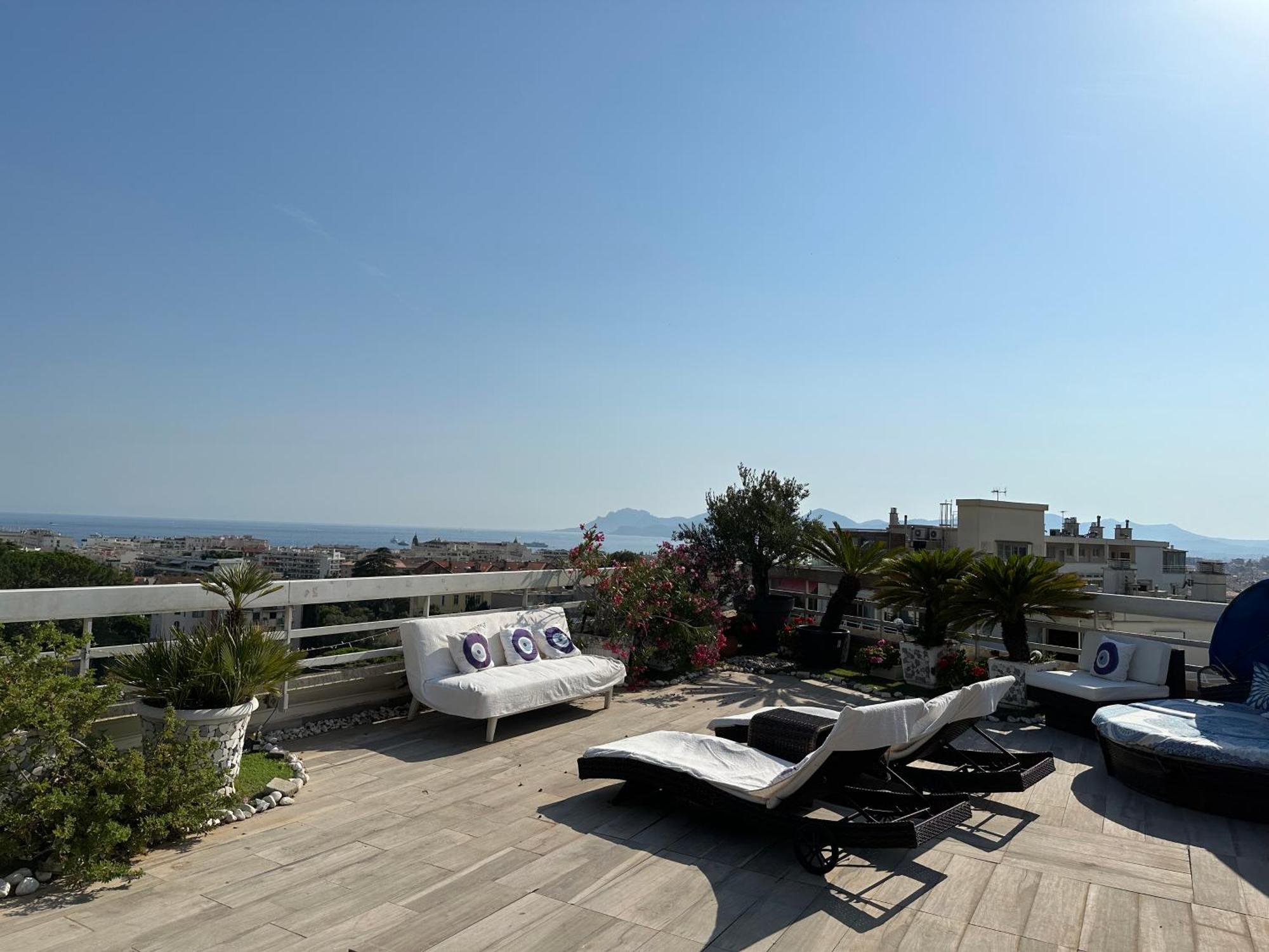 Cannes Croisette Sea & Sky Экстерьер фото